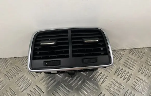 Audi A6 S6 C7 4G Rear air vent grill 4G0819203