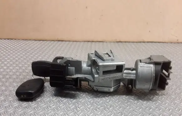 Ford Focus Ignition lock 3M513F880AD