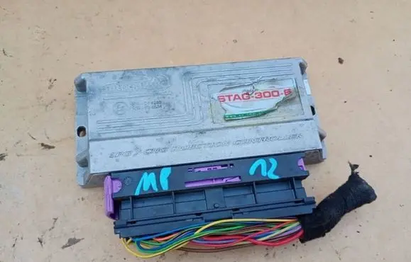 Volkswagen Golf IV ESP acceleration yaw rate sensor 1J0907655A