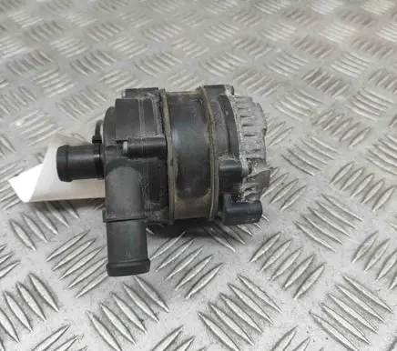 Volkswagen Golf VII Electric auxiliary coolant/water pump 04L965567