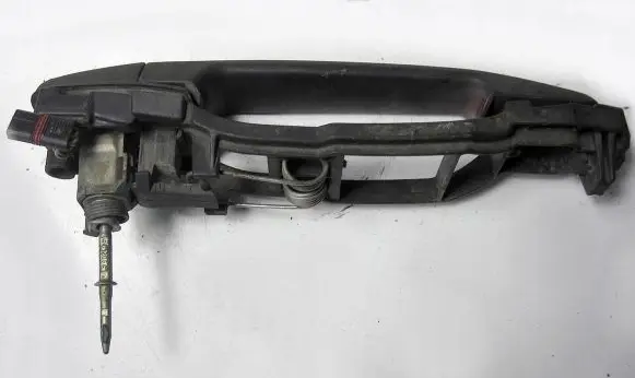 Mercedes-Benz C W202 Front door exterior handle