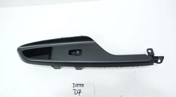 Hyundai Kona I Tailgate/trunk/boot open switch 