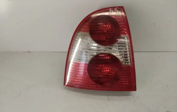 Volkswagen PASSAT B5.5 Rear/tail lights 3B5945095AE