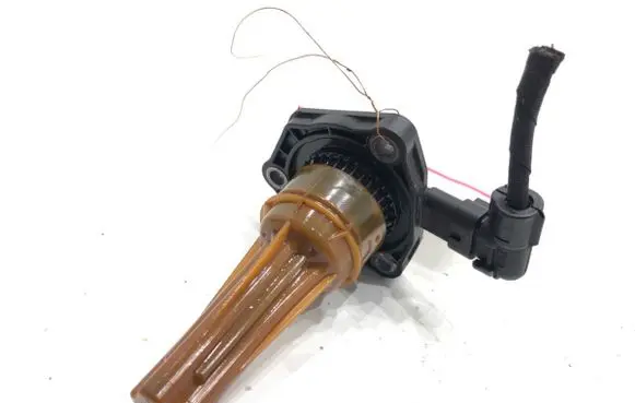 Volkswagen T-Roc Oil level sensor 04C907660A