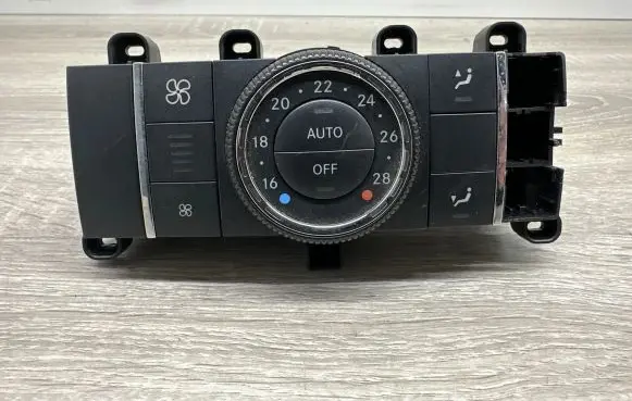 Mercedes-Benz GL X164 Climate control unit A1648700189 03420860