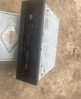 Navigation unit CD/DVD player