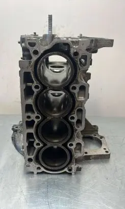 Volvo V50 Engine block DV6 9683251610
