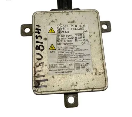 Mitsubishi Pajero Headlight ballast module Xenon W3T20971