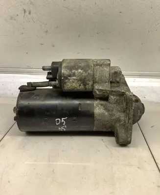 Volvo V70 Starter motor 30724473
