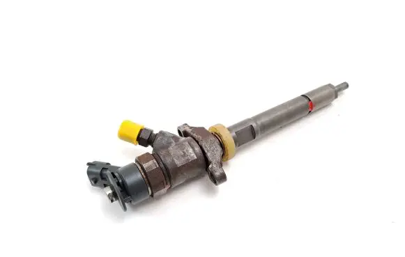 Fuel injector