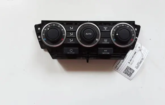 Land Rover Freelander 2 - LR2 Air conditioner control unit module 