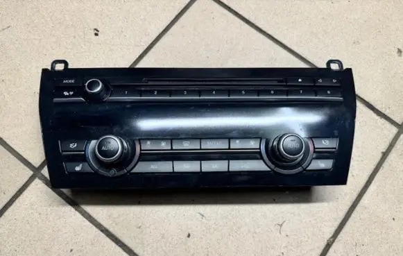 BMW 7 F01 F02 F03 F04 Climate control unit 9306177 C9306177 0001160590
