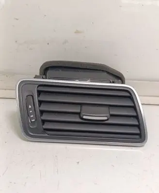 Volkswagen PASSAT B7 Dashboard side air vent grill/cover trim 3AB819702A