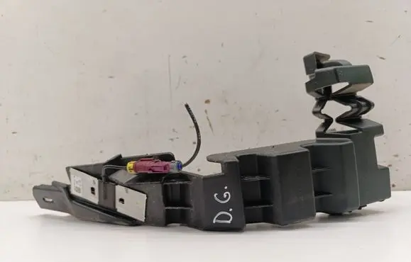 Jaguar E-Pace Rear bumper mounting bracket M9C317A881A