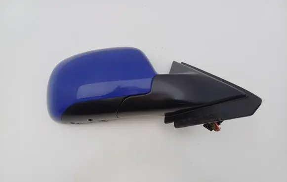 Audi A3 S3 8L Front door electric wing mirror 010481