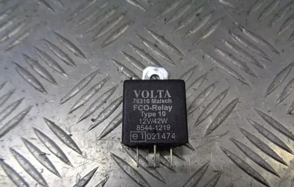 Citroen C4 I Picasso Tow bar relay 8544-1219