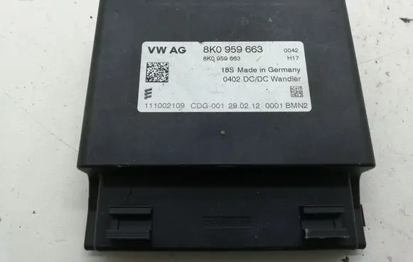 Audi A6 S6 C7 4G Voltage converter/converter module 8K0959663