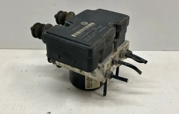 Volkswagen Golf Plus ABS Pump 1k0614117h 00009496E5 10U5L06E72