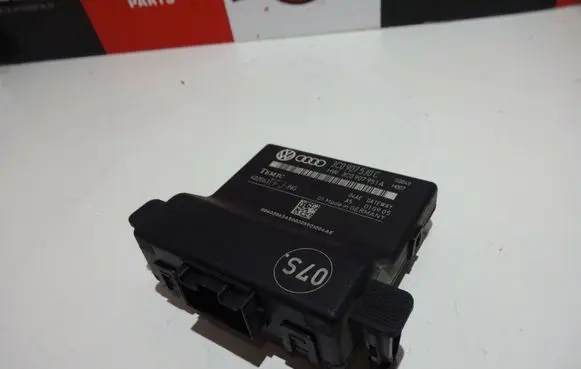 Volkswagen PASSAT B6 Comfort/convenience module 3C0907530C