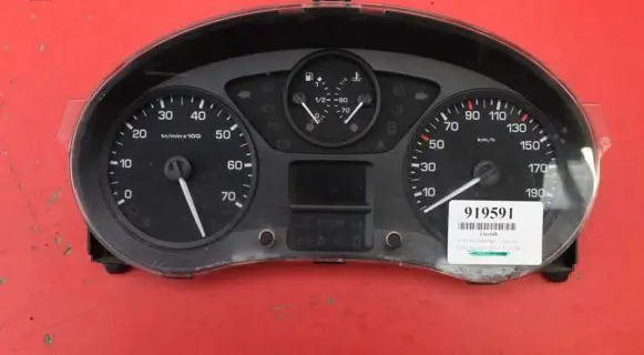 Citroen Berlingo Speedometer (instrument cluster) 9666904880