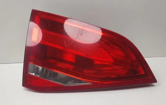 Audi A4 S4 B8 8K Tailgate rear/tail lights 8K5945093D