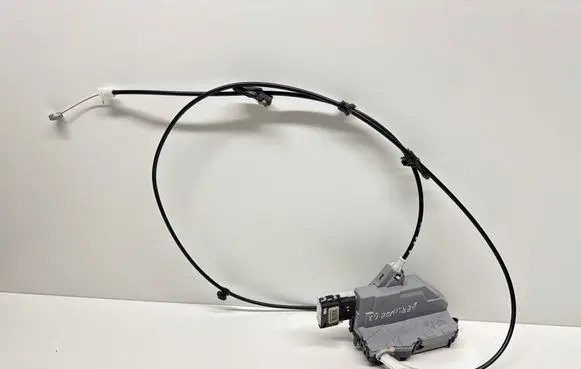 Citroen Berlingo Sliding door lock 828417 PSA828417 A01860
