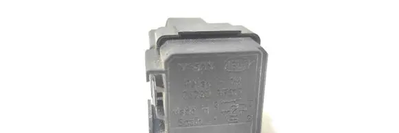 Nissan Almera Tino Other relay 252309F915