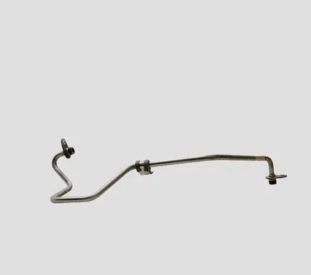 Skoda Karoq Turbo turbocharger oiling pipe/hose 05E145140F