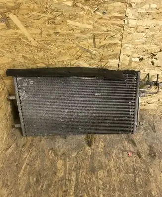 Ford Focus A/C cooling radiator (condenser)