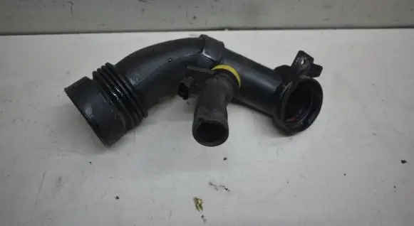 Peugeot 308 SW Intercooler hose/pipe 9683725080