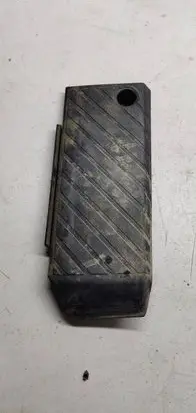 Volkswagen PASSAT B5.5 Foot rest pad/dead pedal 8d1864777
