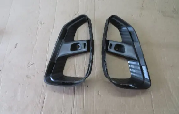 Renault Captur II Front bumper lower grill 261A31728R