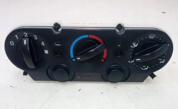 Ford Fiesta Climate control/heater control trim 2S6H18549BD