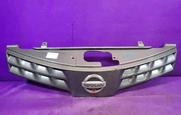 Nissan Note (E11) Front grill