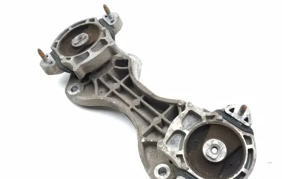 Mercedes-Benz E AMG W213 Gearbox mount A2132400300 ZGS003 33316