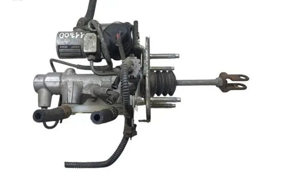 Lexus RX 330 - 350 - 400H Master brake cylinder 13811010420 13801010450
