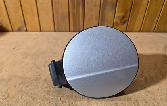 Audi A3 S3 8P Fuel tank cap 8P0010370