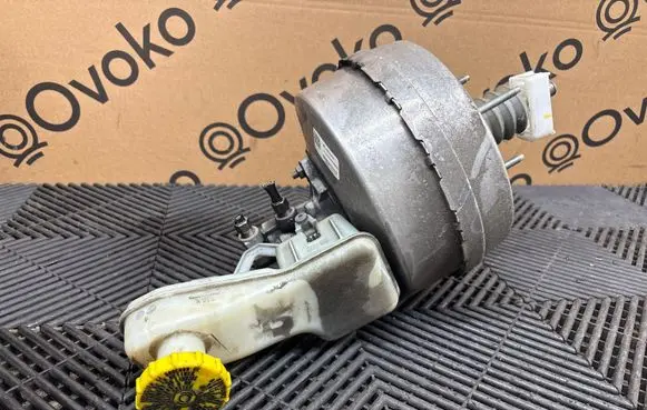 Chrysler Pacifica Brake booster 04581680AI
