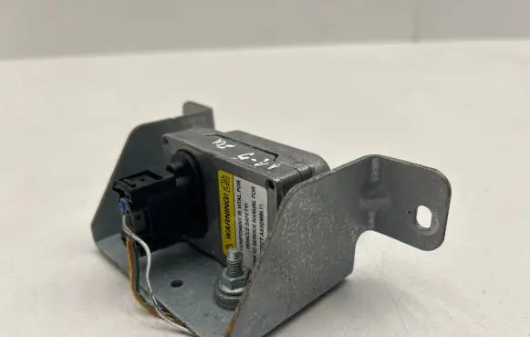 Mazda 3 I ESP acceleration yaw rate sensor 3M5T14B296AB 10098501044 H576C09E18