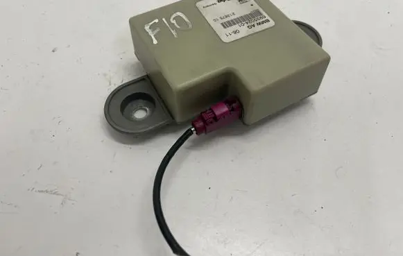 BMW 5 F10 F11 Other control units/modules 6935024