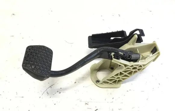 BMW 6 F12 F13 Brake pedal 9144253