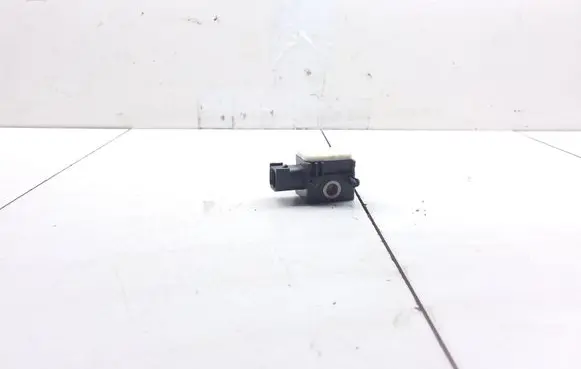 KIA Carens II Airbag deployment crash/impact sensor 959201D000 1D95920000