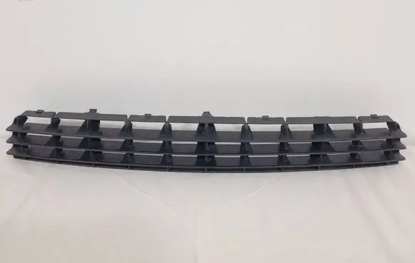 Front bumper lower grill