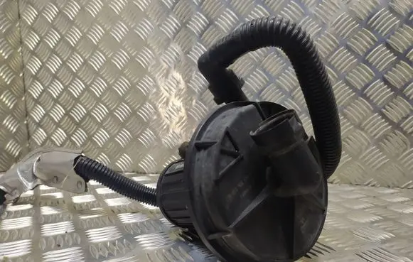 Audi A4 S4 B6 8E 8H Secondary air pump 8E0906613D 06A959253B
