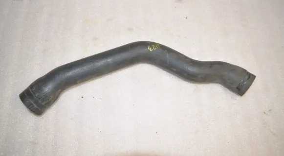 Mercedes-Benz C W202 Engine coolant pipe/hose 2025010082