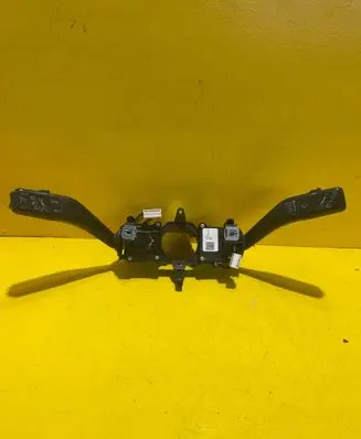 Seat Leon (1P) Tailgate/trunk/boot open switch RZ3R10P2K2