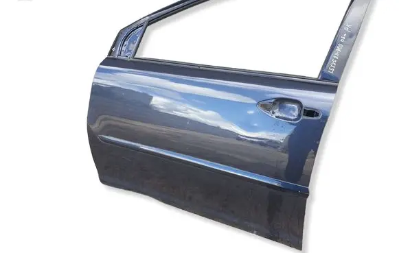 Lexus RX 300 Front door