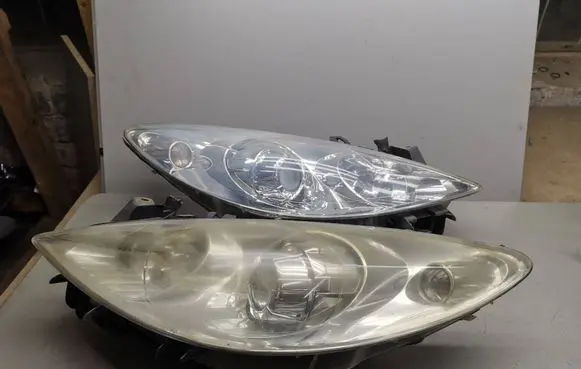 Peugeot 307 Headlights/headlamps set 9655764280