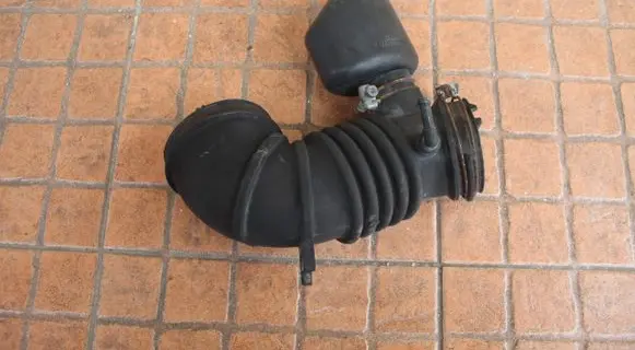 Mitsubishi Outlander Air intake hose/pipe MN135271