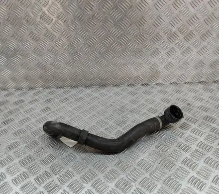 Volvo XC60 Engine coolant pipe/hose 31474845